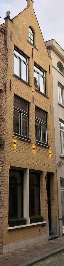 B&B Calis Brugge Belçika